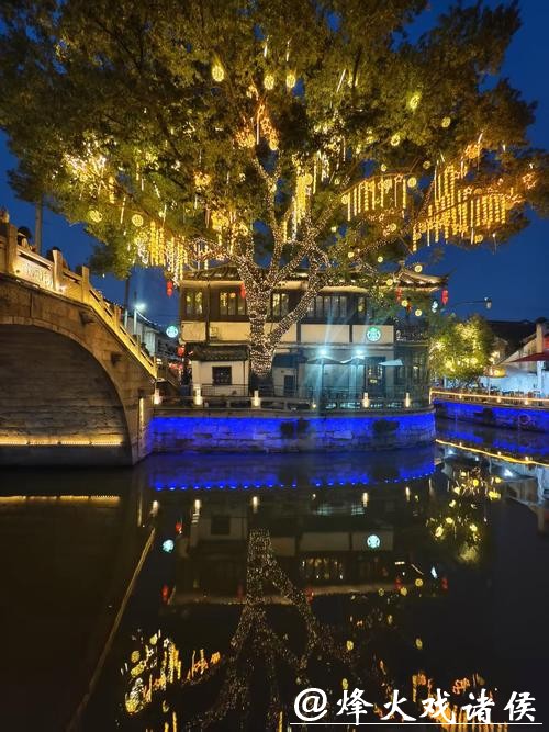 沪浙联动过大年!枫泾古镇寻福、西塘看灯,一揽子玩透透 沪浙联动过大年!枫泾古镇寻福、西塘看灯,一揽子玩透透